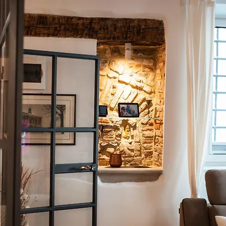 La Chicca In Pieno Centro Storico Con Sauna E Parcheggio Gratuito Apartment *