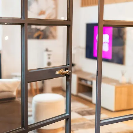 La Chicca In Pieno Centro Storico Con Sauna E Parcheggio Gratuito