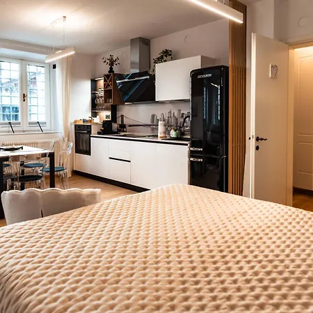 La Chicca In Pieno Centro Storico Con Sauna E Parcheggio Gratuito Apartment